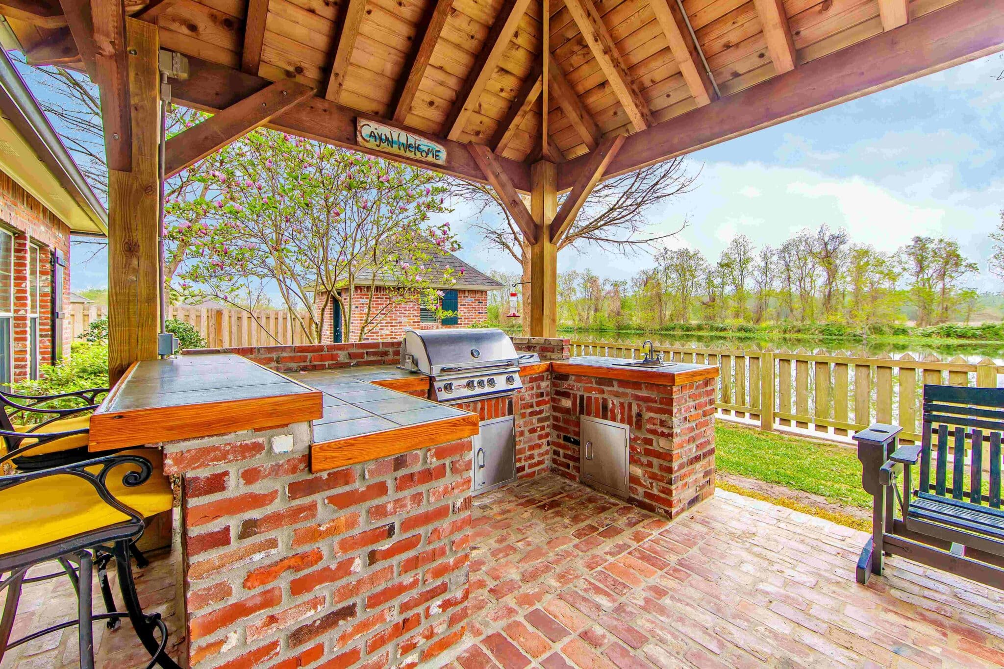 outdoor kitchens in Baton Rouge